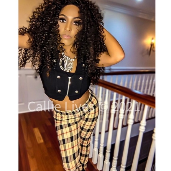 27) New! Plus Size! Soft Cream Red Plaid Curvy Comfortable Leggings - Picture 7 of 7